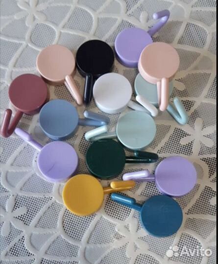 Крючки самоклеящиеся