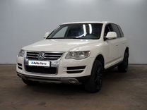 Volkswagen Touareg 2.5 AT, 2009, 236 478 км, с пробегом, цена 1 175 000 руб.