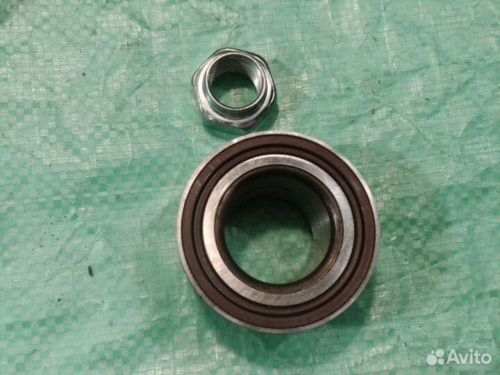 Подшипник ступицы передний LADA 2110
