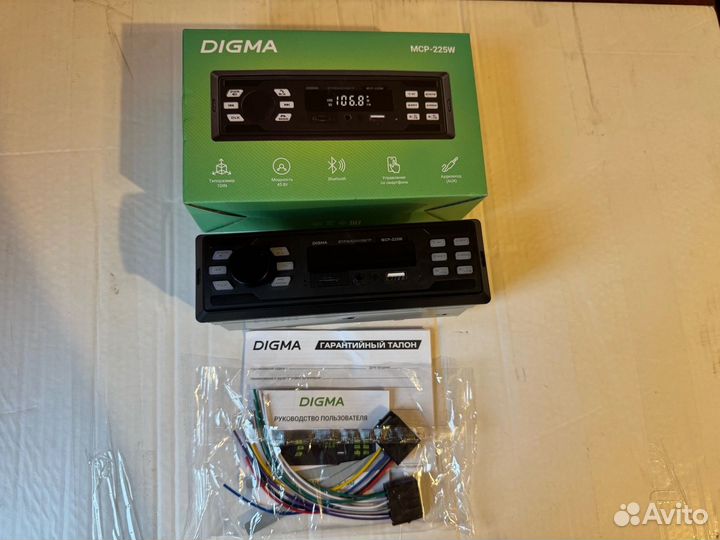 Автомагнитола Digma MCP