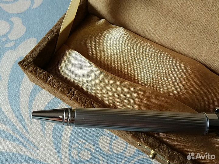 Ручка шариковая в футляре
