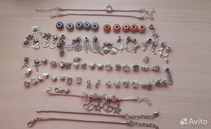Шармы к браслетам, браслеты