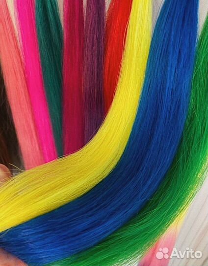 Наращивание волос цветные пряди