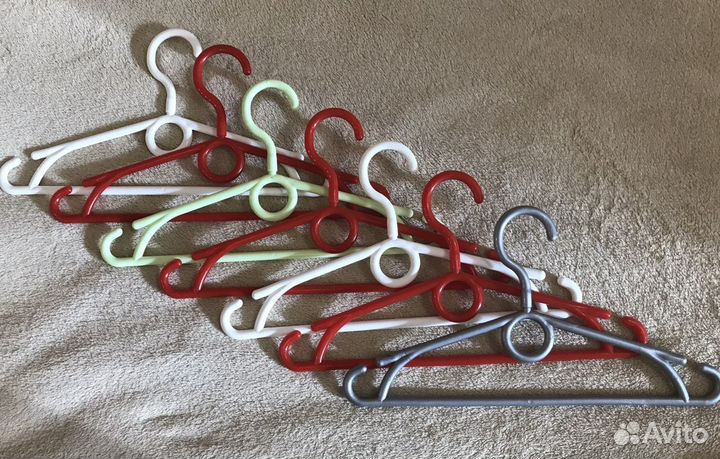 Вешалки плечики детские, 13 шт., Прибалтика