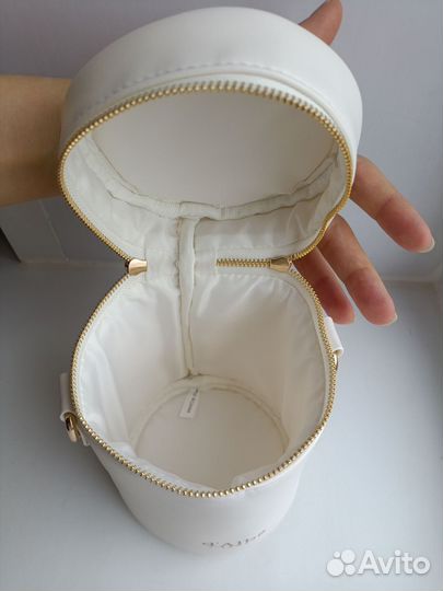 Новая сумка косметичка d'Alba на молнии белая