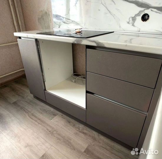 Кухни на заказ с надежной фурнитурой