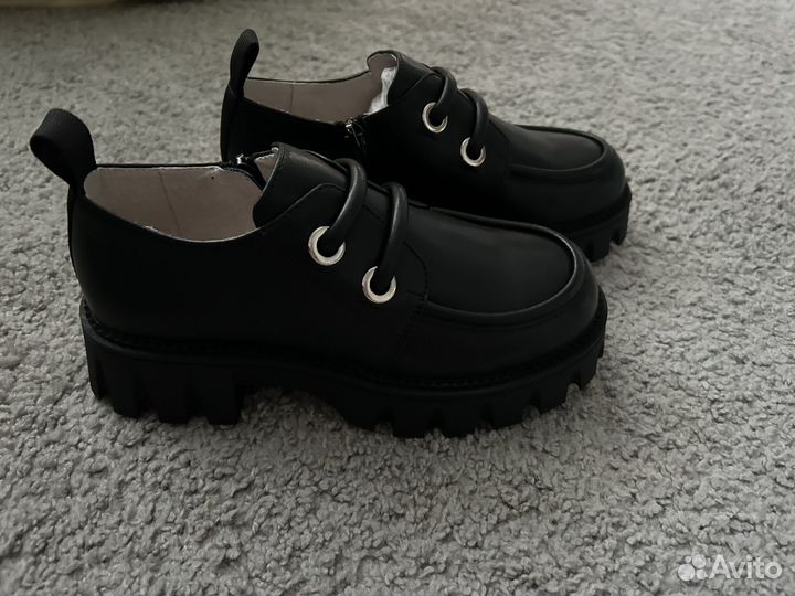 Ботинки для девочки демисезон 34 новые