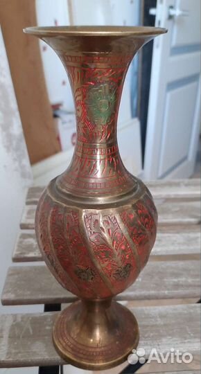 Вазы металлические