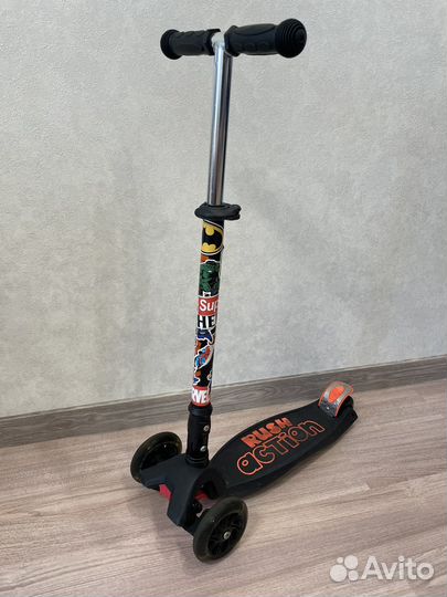 Трехколесный самокат