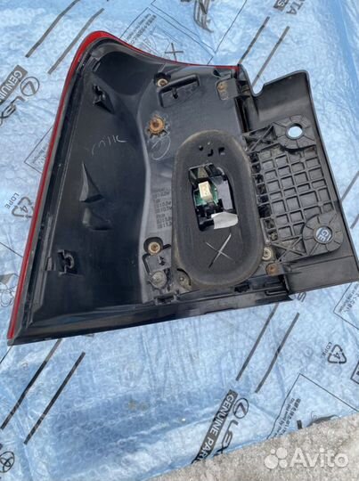 Фонарь Toyota Land Cruiser 200 2007-2012 оригинал