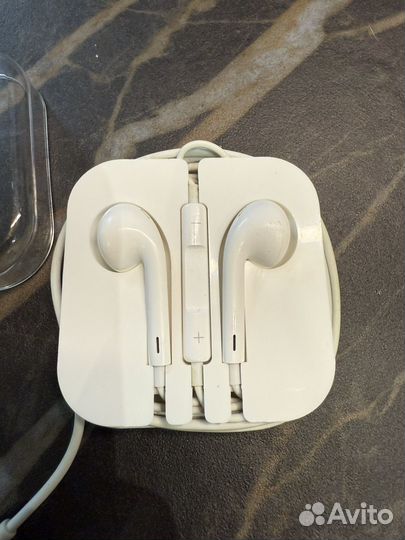 Наушники apple