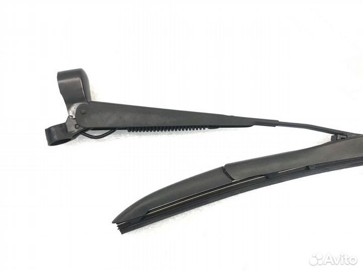 Дворник двери багажника Mitsubishi Lancer 10