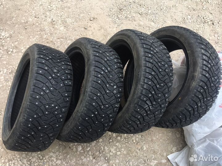 Dunlop SP Winter Ice 03 215/50 R17