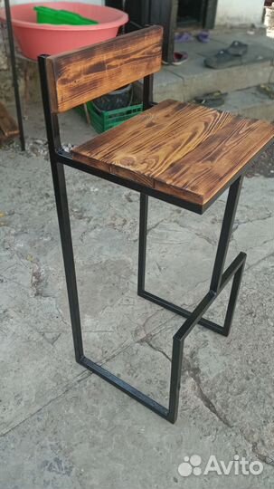 Барный стул