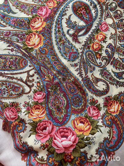 Павловопосадский шерстяной платок