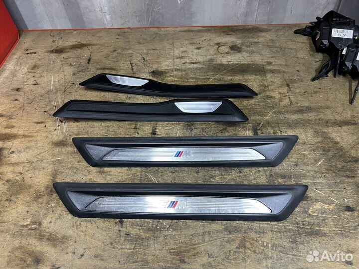 Накладки порогов М-Пакет BMW F30 F31