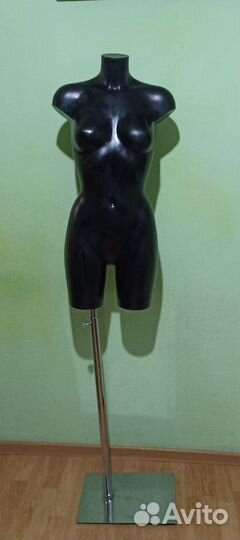 На ножке манекены от 500 до 1000