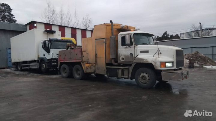 Грузовой эвакуатор