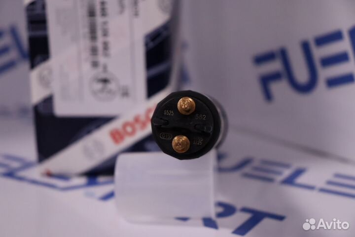 Форсунка топливная 0445120562