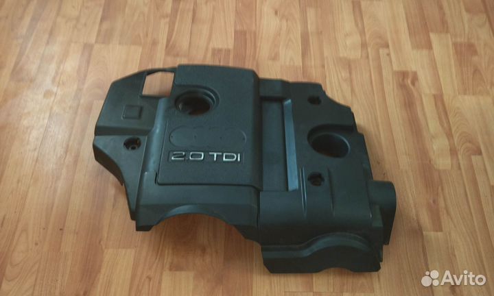 Декоративная накладка двигателя audi A4 B7 ауди А4