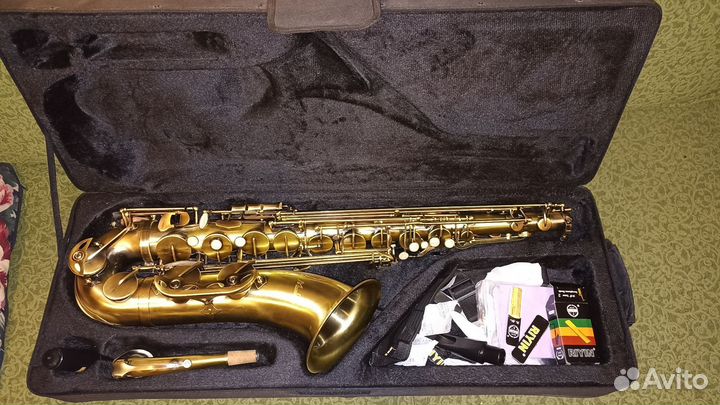 Саксофон тенор