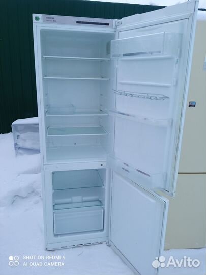 Холодильник Siemens