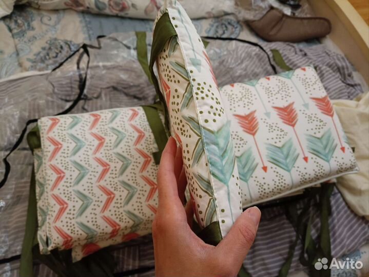 Бортики в детскую кроватку