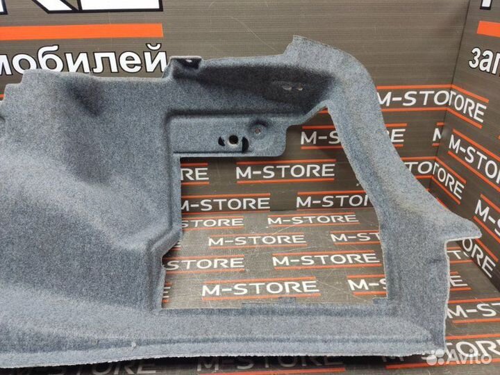 Обшивка багажника правая Bmw 3-Series E90 N46B20B