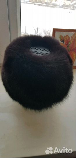 Женская меховая шапка