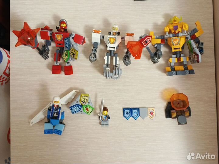 Lego nexo knights костюмы и нексо щиты