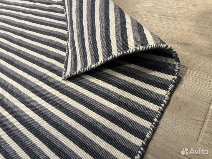 Ковер шерстяной