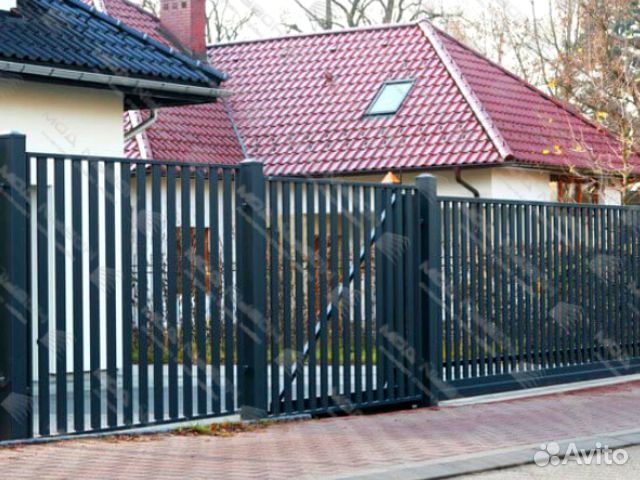 Забор металлический