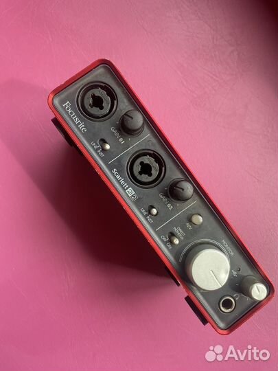 Звуковая карта Focusrite scarlett 2i2 2 gen
