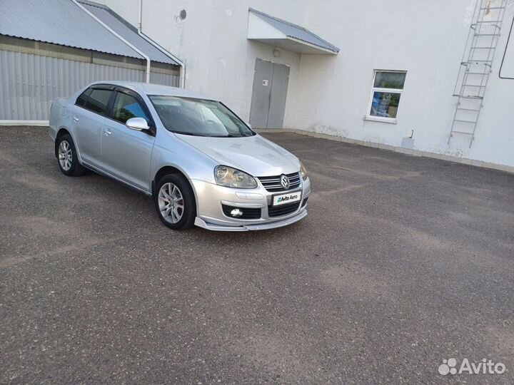 Volkswagen Jetta 1.6 AT, 2010, 245 122 км