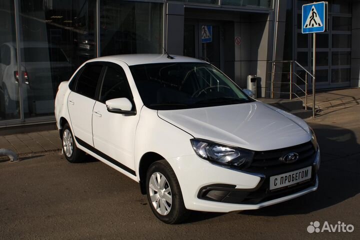 LADA Granta 1.6 МТ, 2023, 832 км