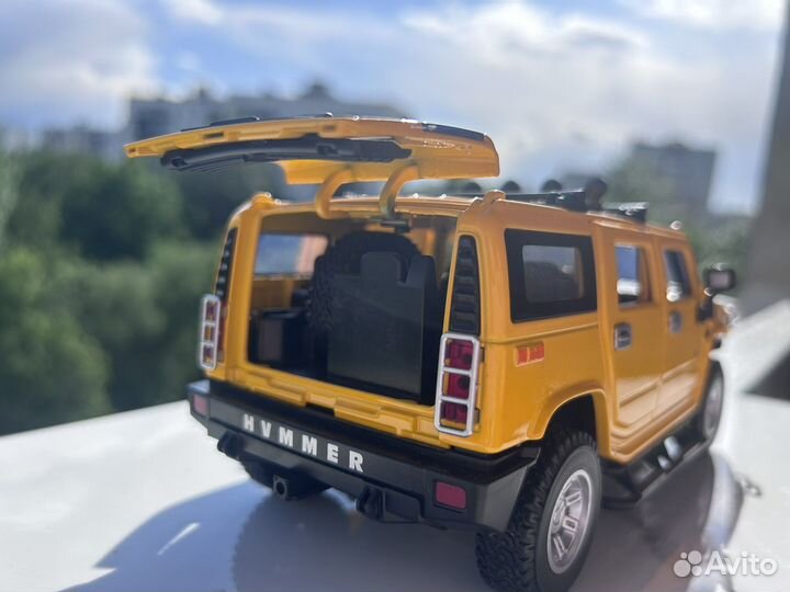 Машинка коллекционная Hummer H2 металлическая