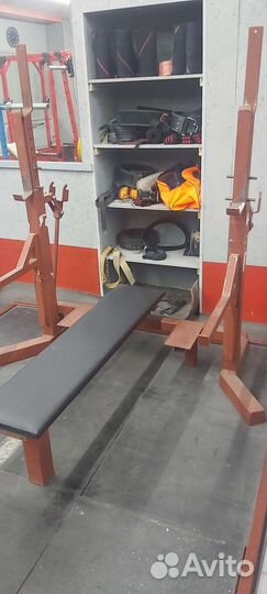 Скамья для пауэрлифтинга
