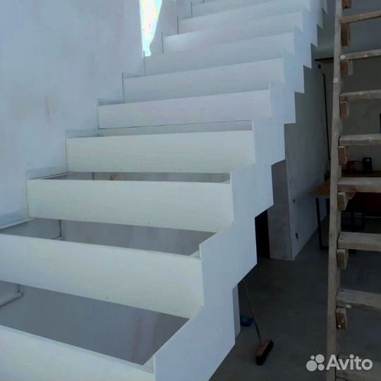 Облицовка ступеней породами дерева