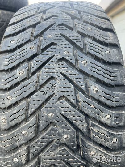 Nokian Tyres Hakkapeliitta 8 SUV 235/50 R19 103T