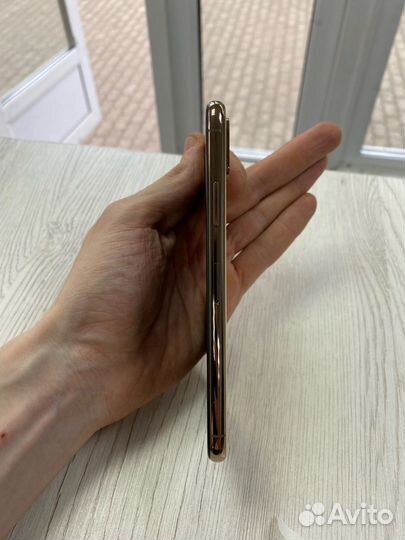 Телефон iPhone xs 256гб