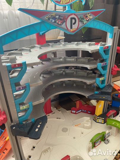 Автопарковка Хот вилс