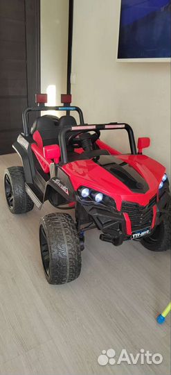 Детский электромобиль