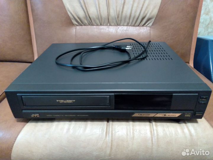 Видеомагнитофон Sony Funai Hitachi JVC