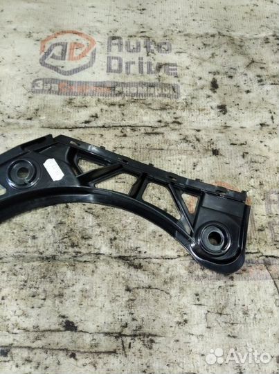 Кронштейн бампера Volkswagen Tiguan 2 кроссовер