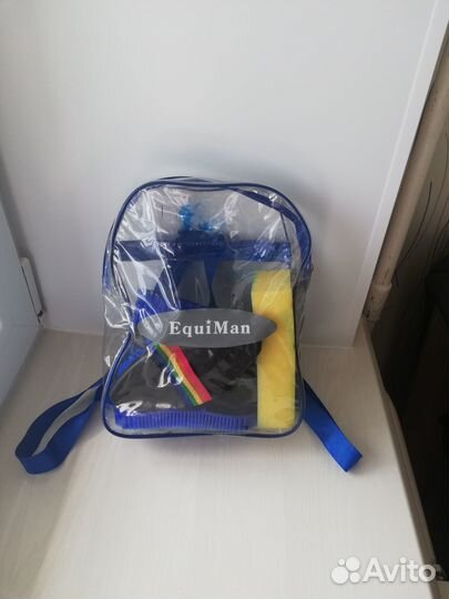 Набор щеток для лошади в рюкзаке