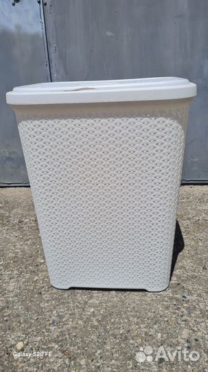 Корзина для белья б/у