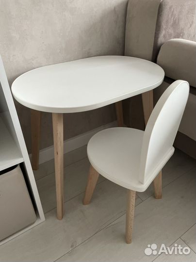Детский стол и стул