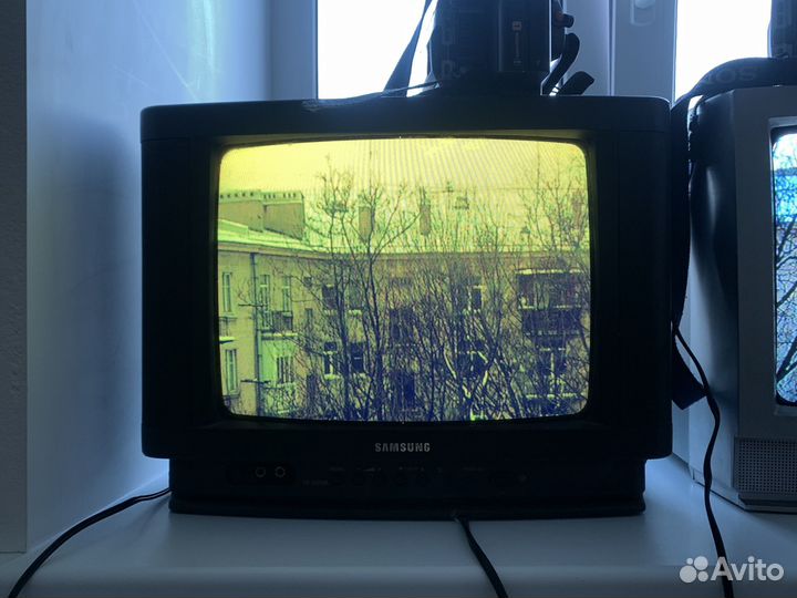 Два телевизора