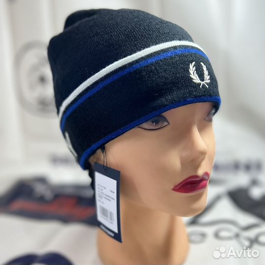 Шапка Fred Perry Branded Beanie C7160 / J48 Black