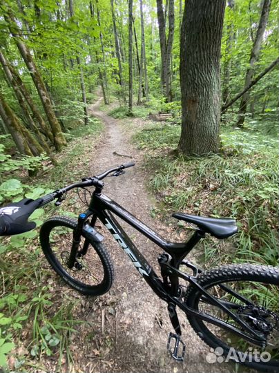 Горный велосипед Trek Slash 9.7 Carbon (2020)